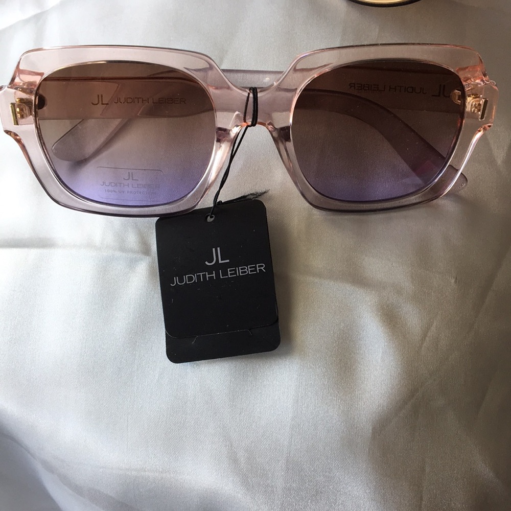 New Judith Lieber clear acrylic Sunglasses Blush